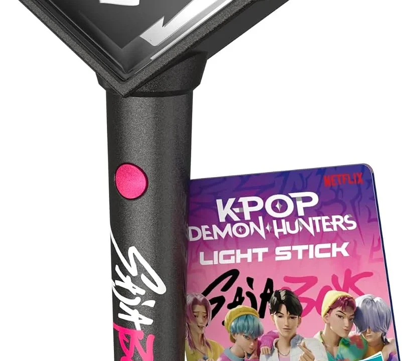 Illuminating the Stage: The Rise of ‘KPop Demon Hunters’ Concert Culture and the Essential Accessory Market