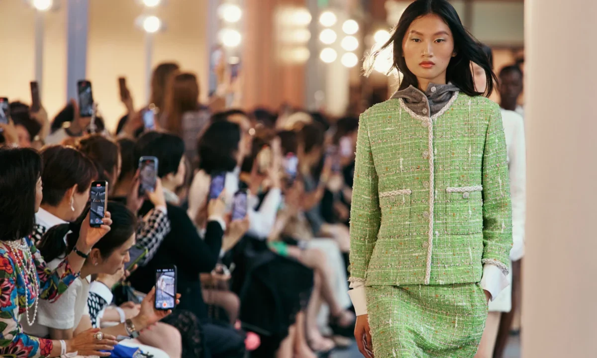 The High Price of Perfection: Chanel Warehouse Trial Exposes Industry’s Destructive "Secret"