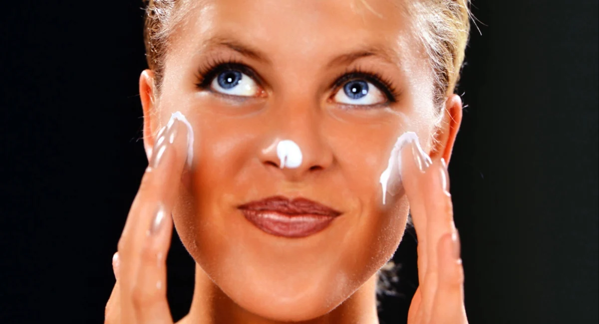 The Peptide Paradox: Navigating the Overcrowded World of Modern Skincare