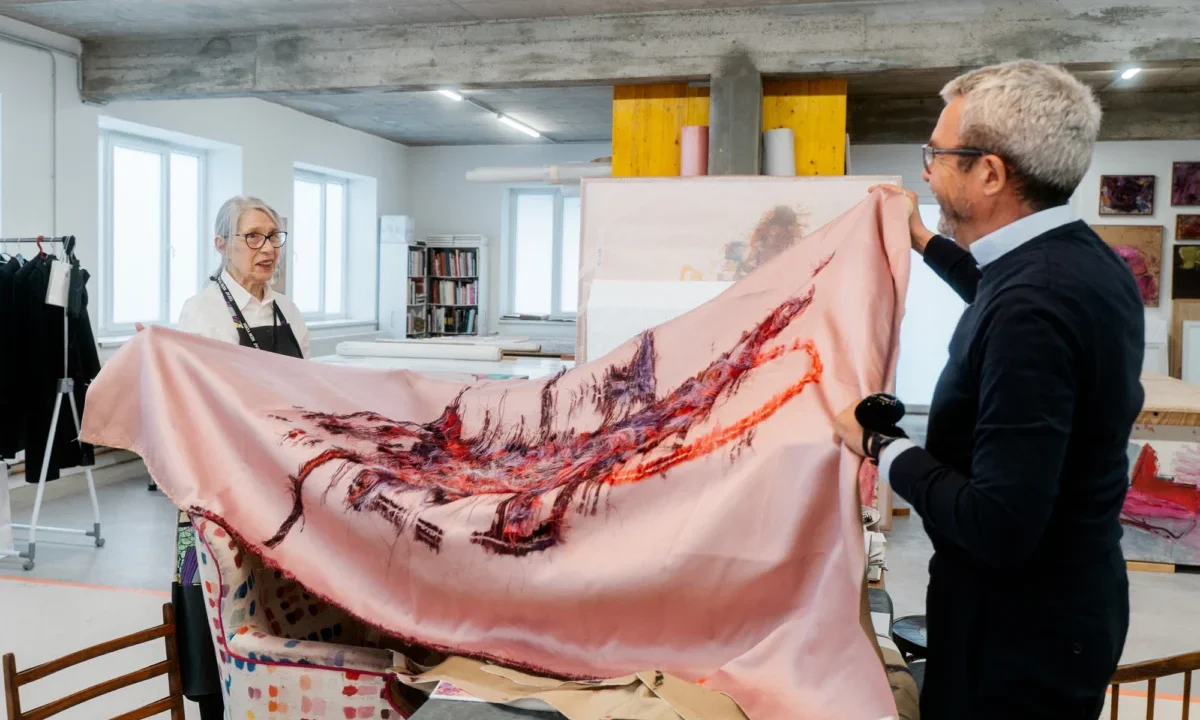 The Art of the Silhouette: How Albert Kriemler Redefined Fashion Through a Painter’s Eye